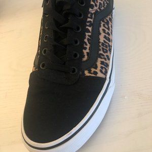 Vans Old Skool Cheetah Print Lace Up Sneaker Shoe